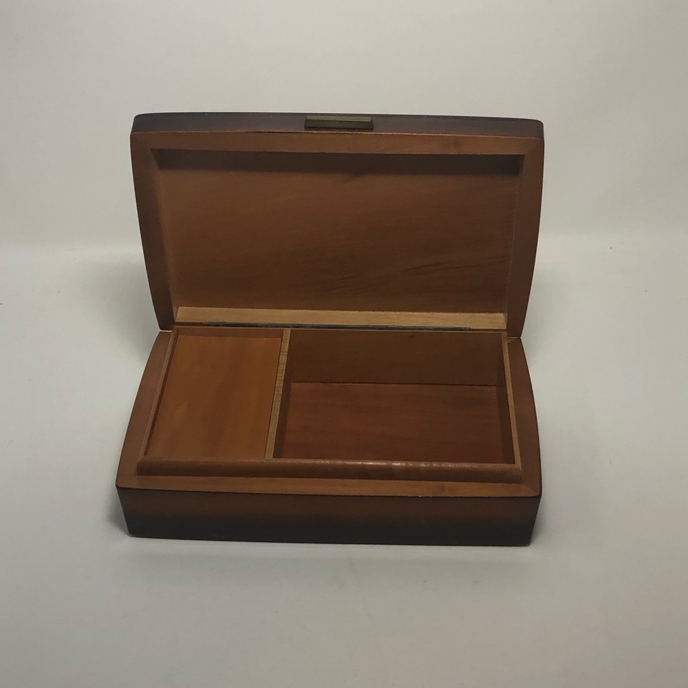 Music Box - Picture 6 of 6